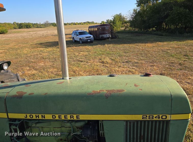 image for item EE8504 1978 John Deere  2840 tractor