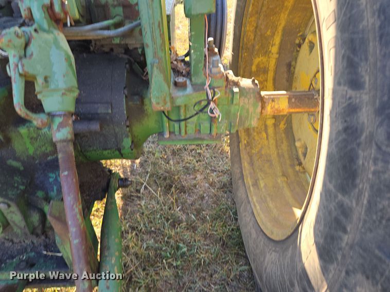 image for item EE8504 1978 John Deere  2840 tractor