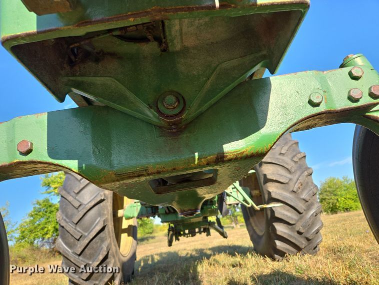 image for item EE8504 1978 John Deere  2840 tractor