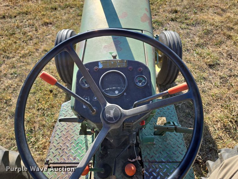 image for item EE8504 1978 John Deere  2840 tractor