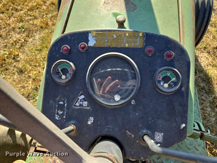 image for item EE8504 1978 John Deere  2840 tractor