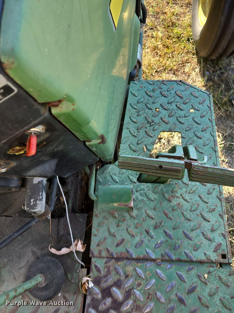 image for item EE8504 1978 John Deere  2840 tractor