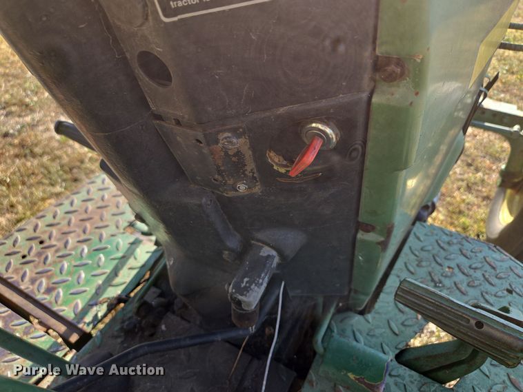 image for item EE8504 1978 John Deere  2840 tractor