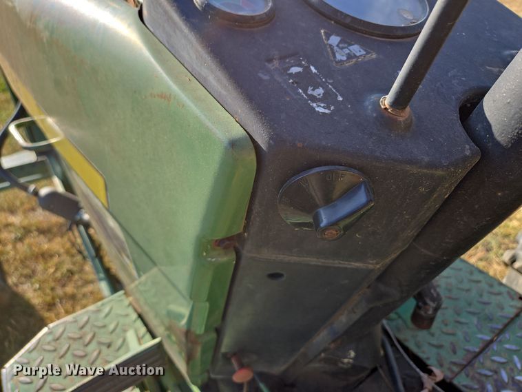 image for item EE8504 1978 John Deere  2840 tractor