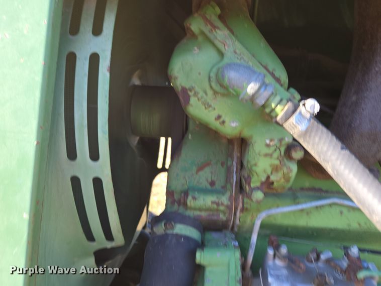 image for item EE8504 1978 John Deere  2840 tractor