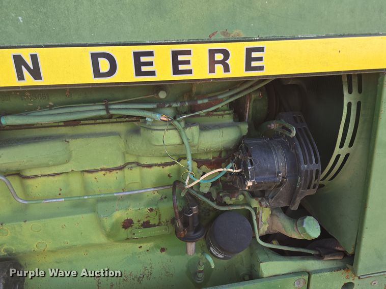 image for item EE8504 1978 John Deere  2840 tractor