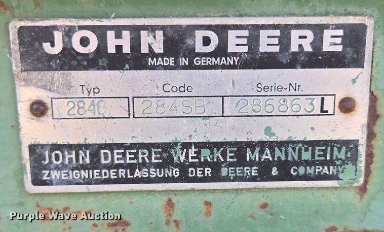 image for item EE8504 1978 John Deere  2840 tractor