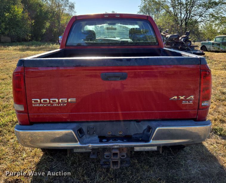 image for item EE8505 2004 Dodge Ram 2500 Quad Cab pickup truck