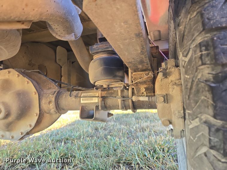 image for item EE8505 2004 Dodge Ram 2500 Quad Cab pickup truck