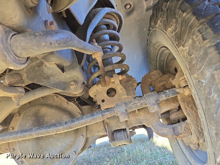 image for item EE8505 2004 Dodge Ram 2500 Quad Cab pickup truck