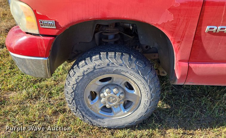 image for item EE8505 2004 Dodge Ram 2500 Quad Cab pickup truck