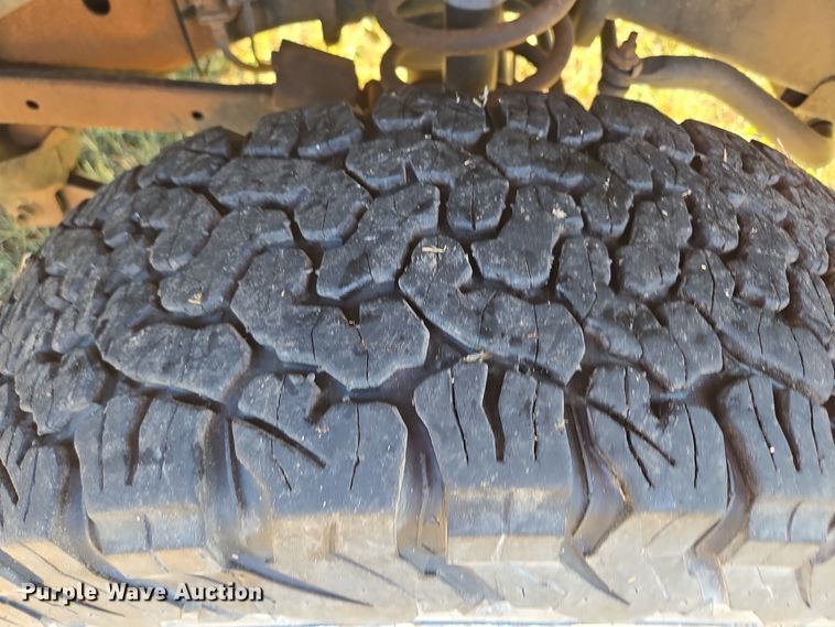 image for item EE8505 2004 Dodge Ram 2500 Quad Cab pickup truck