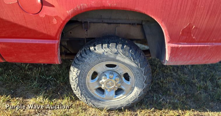 image for item EE8505 2004 Dodge Ram 2500 Quad Cab pickup truck