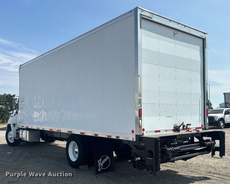 image for item EG1035 2015 Hino 268 box truck