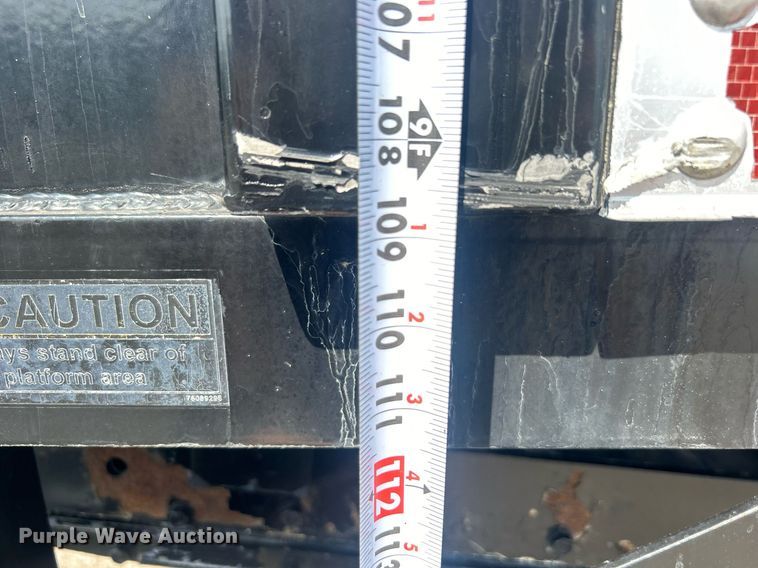 image for item EG1035 2015 Hino 268 box truck