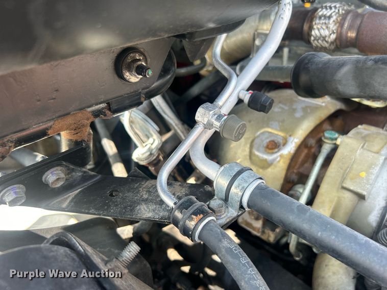 image for item EG1035 2015 Hino 268 box truck