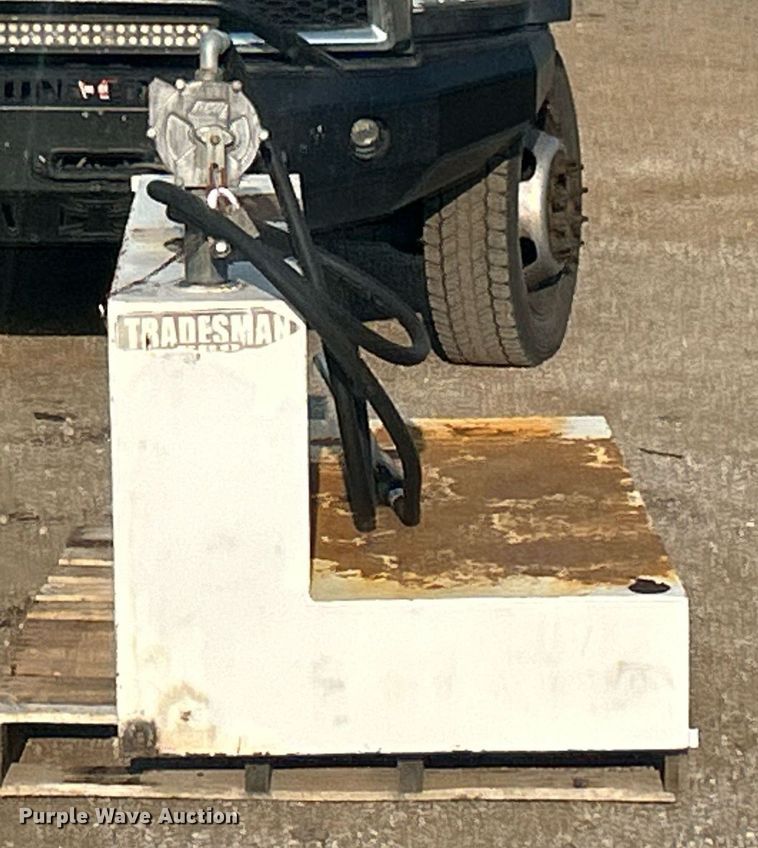 image for item EG1041 Auxiliary fuel tank