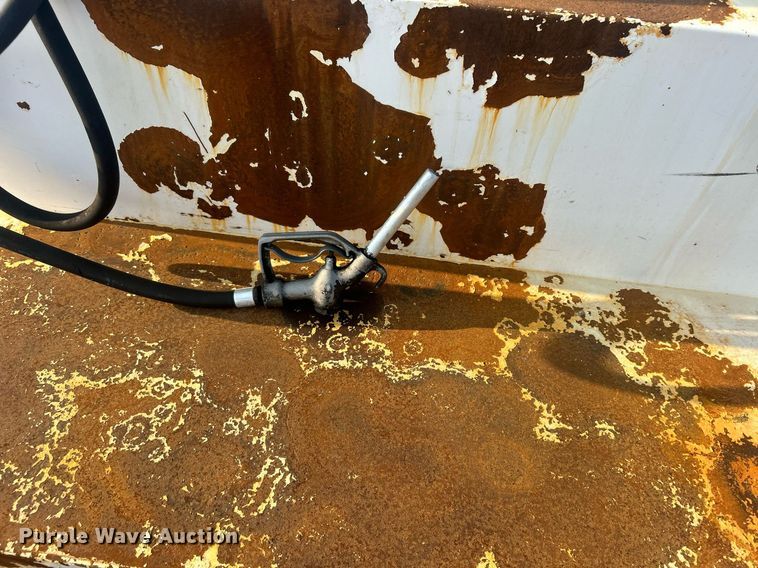 image for item EG1041 Auxiliary fuel tank