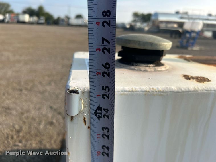 image for item EG1041 Auxiliary fuel tank