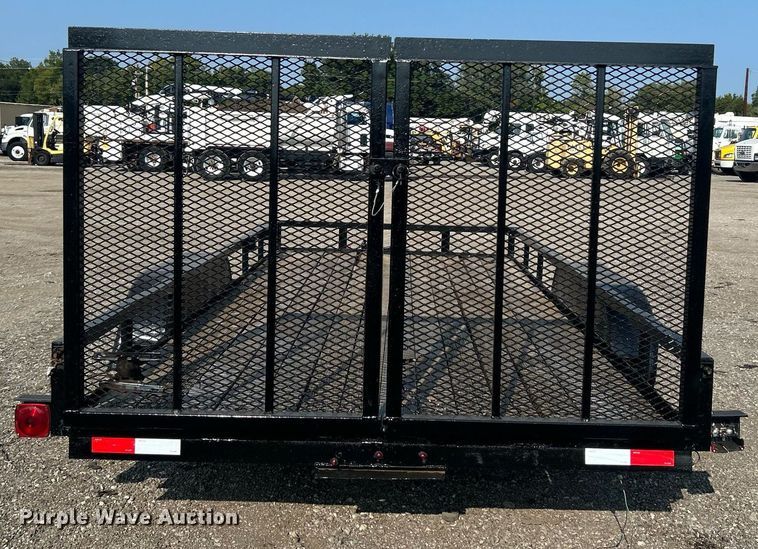 image for item EG1047 2000 Bulldog Trailers 716E utility trailer