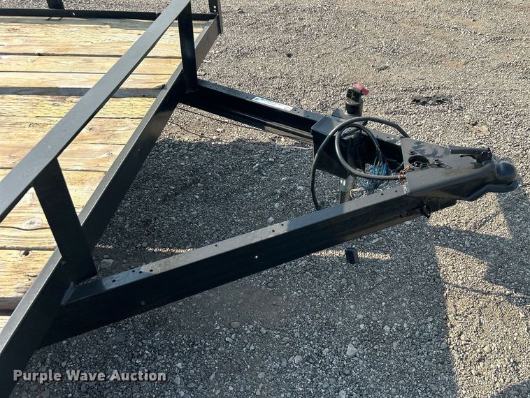 image for item EG1047 2000 Bulldog Trailers 716E utility trailer