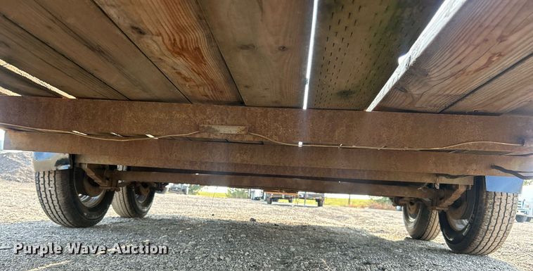 image for item EG1047 2000 Bulldog Trailers 716E utility trailer