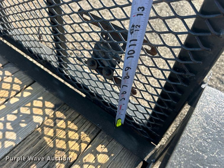 image for item EG1047 2000 Bulldog Trailers 716E utility trailer