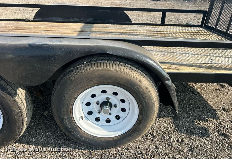 image for item EG1047 2000 Bulldog Trailers 716E utility trailer