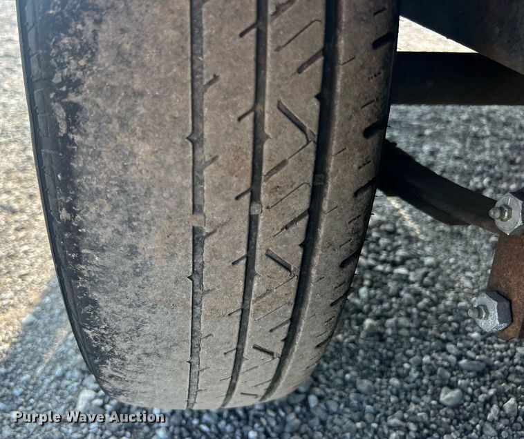 image for item EG1047 2000 Bulldog Trailers 716E utility trailer