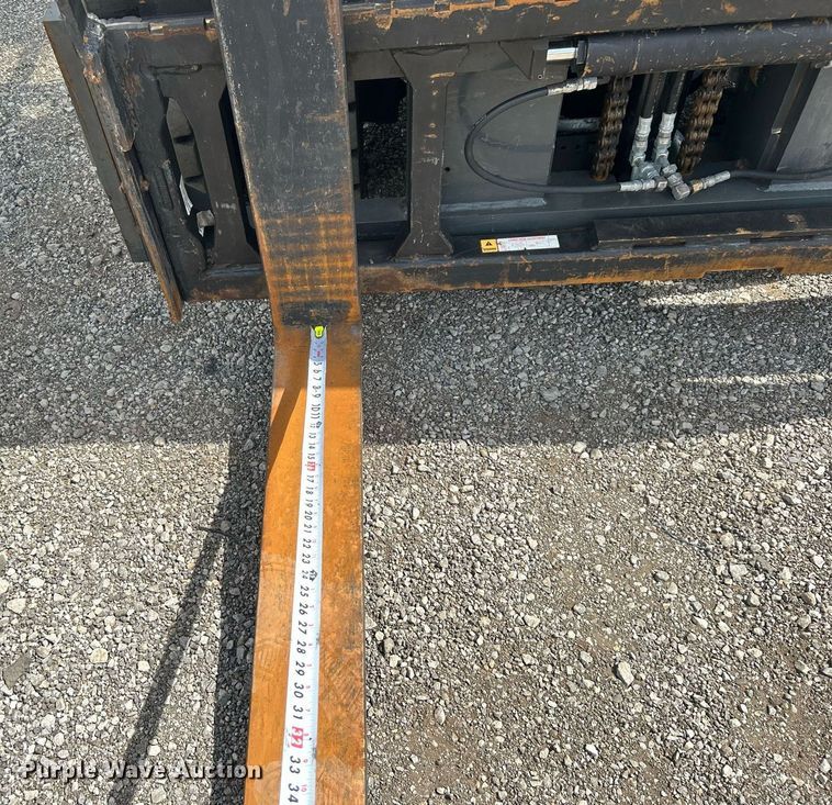 image for item EG1052 2015 Nissan 90 forklift