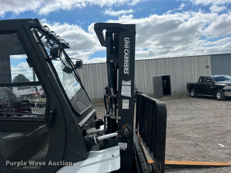 image for item EG1052 2015 Nissan 90 forklift