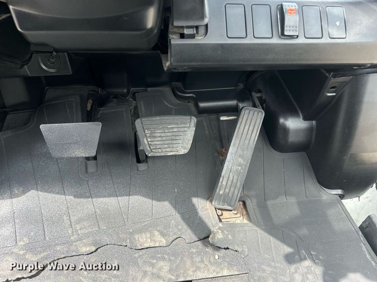 image for item EG1052 2015 Nissan 90 forklift