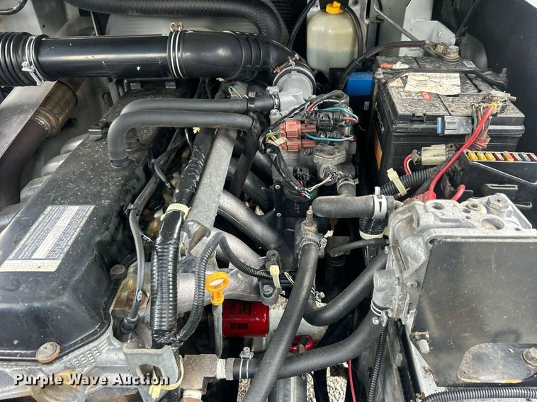 image for item EG1052 2015 Nissan 90 forklift