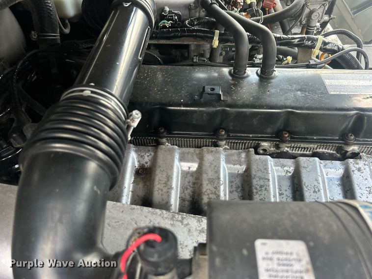 image for item EG1052 2015 Nissan 90 forklift