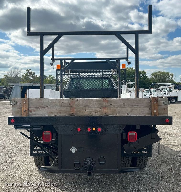 image for item EG1057 2008 Ford F750 Super Duty  flatbed truck