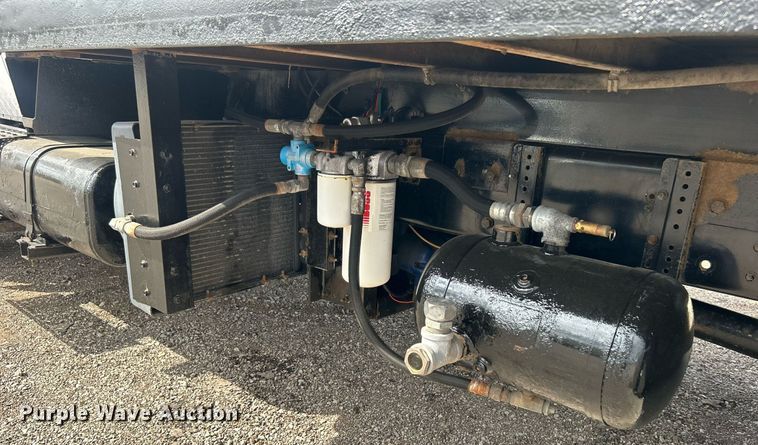 image for item EG1057 2008 Ford F750 Super Duty  flatbed truck