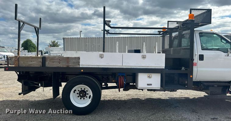 image for item EG1057 2008 Ford F750 Super Duty  flatbed truck