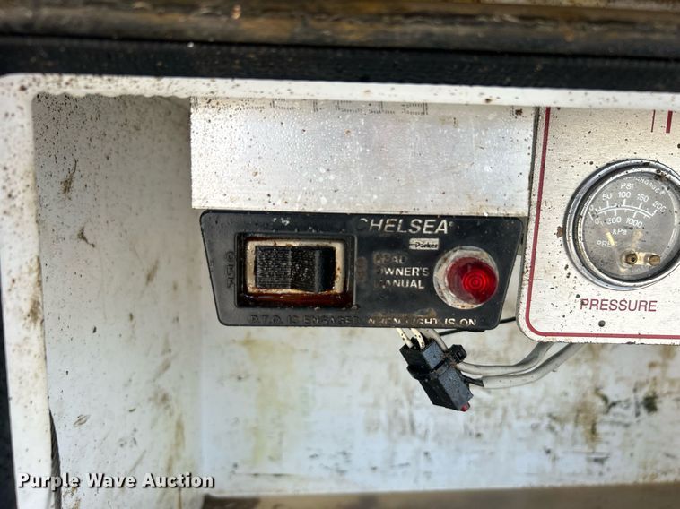 image for item EG1057 2008 Ford F750 Super Duty  flatbed truck