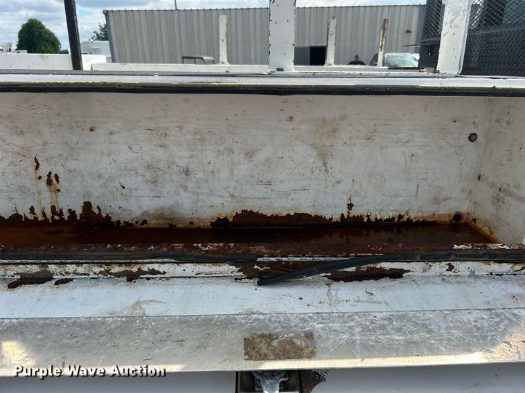 image for item EG1057 2008 Ford F750 Super Duty  flatbed truck