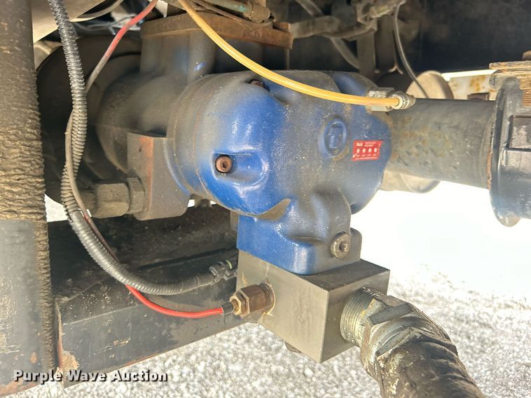 image for item EG1057 2008 Ford F750 Super Duty  flatbed truck