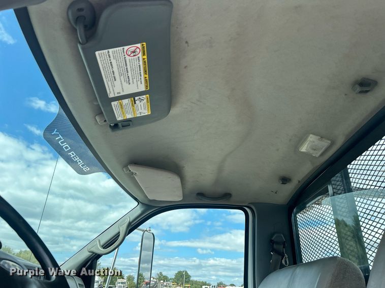 image for item EG1057 2008 Ford F750 Super Duty  flatbed truck