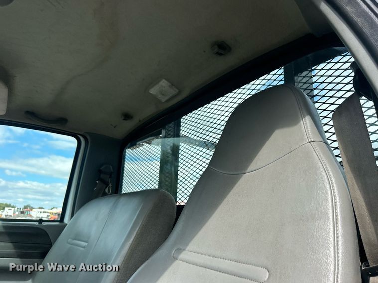 image for item EG1057 2008 Ford F750 Super Duty  flatbed truck