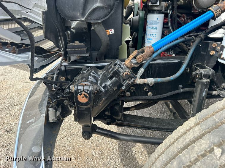 image for item EG1057 2008 Ford F750 Super Duty  flatbed truck