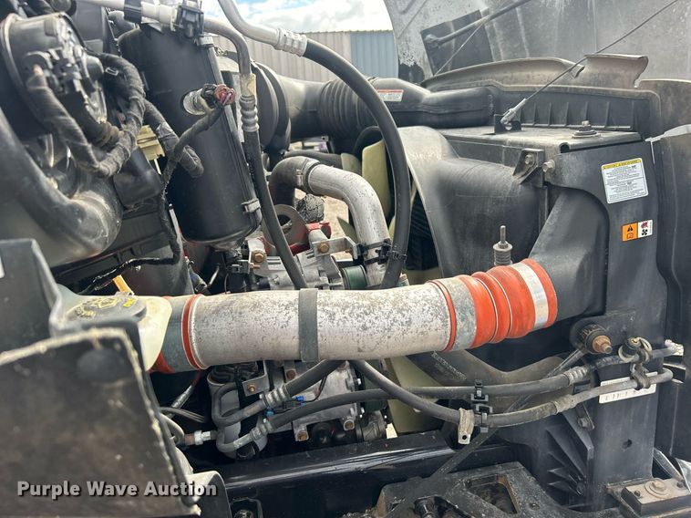 image for item EG1057 2008 Ford F750 Super Duty  flatbed truck