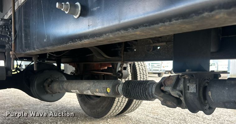 image for item EG1059 2017 Ford F650 Super Duty  flatbed truck