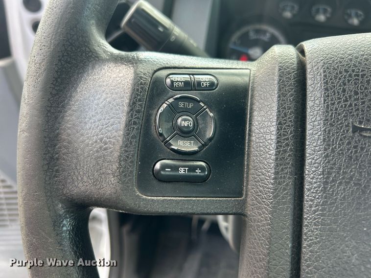 image for item EG1059 2017 Ford F650 Super Duty  flatbed truck