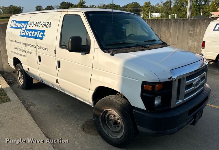image for item EH7017 2011 Ford E250 utility van