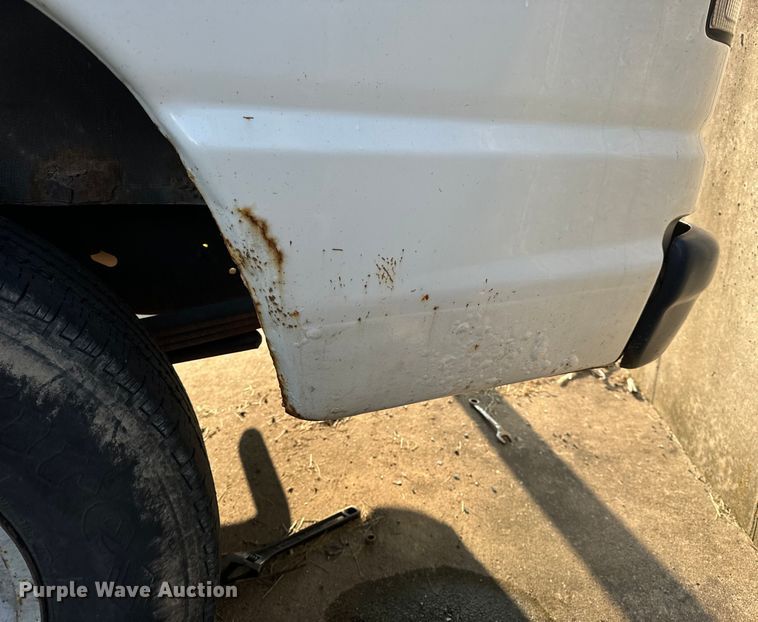 image for item EH7017 2011 Ford E250 utility van