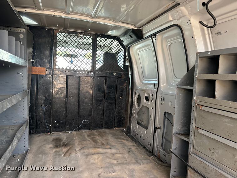 image for item EH7017 2011 Ford E250 utility van