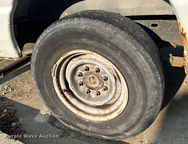 image for item EH7017 2011 Ford E250 utility van